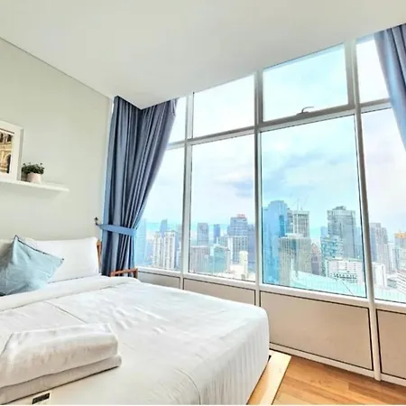 Sky Suites Klcc By Family Suites Kuala Lumpur Exterior photo