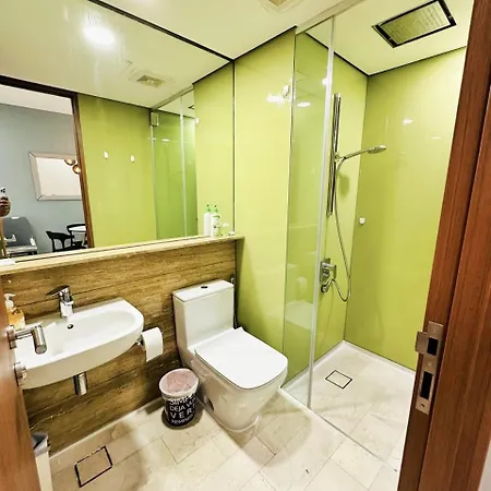 Sky Suites Klcc By Family Suites Kuala Lumpur Exterior photo